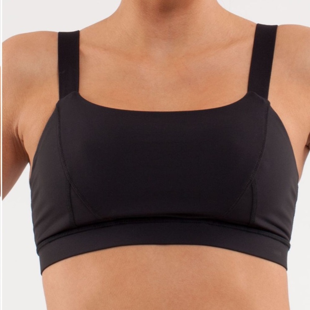 LULULEMON Adjust Me bra